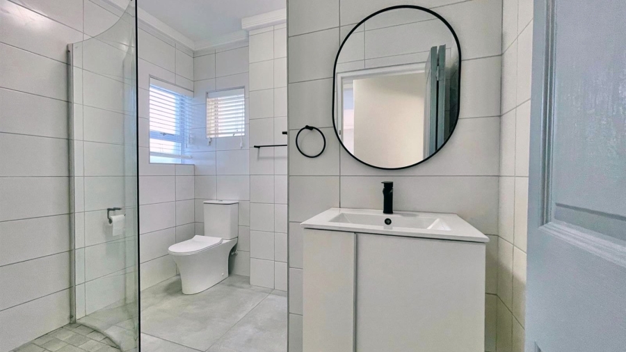 2 Bedroom Property for Sale in Reebok Western Cape